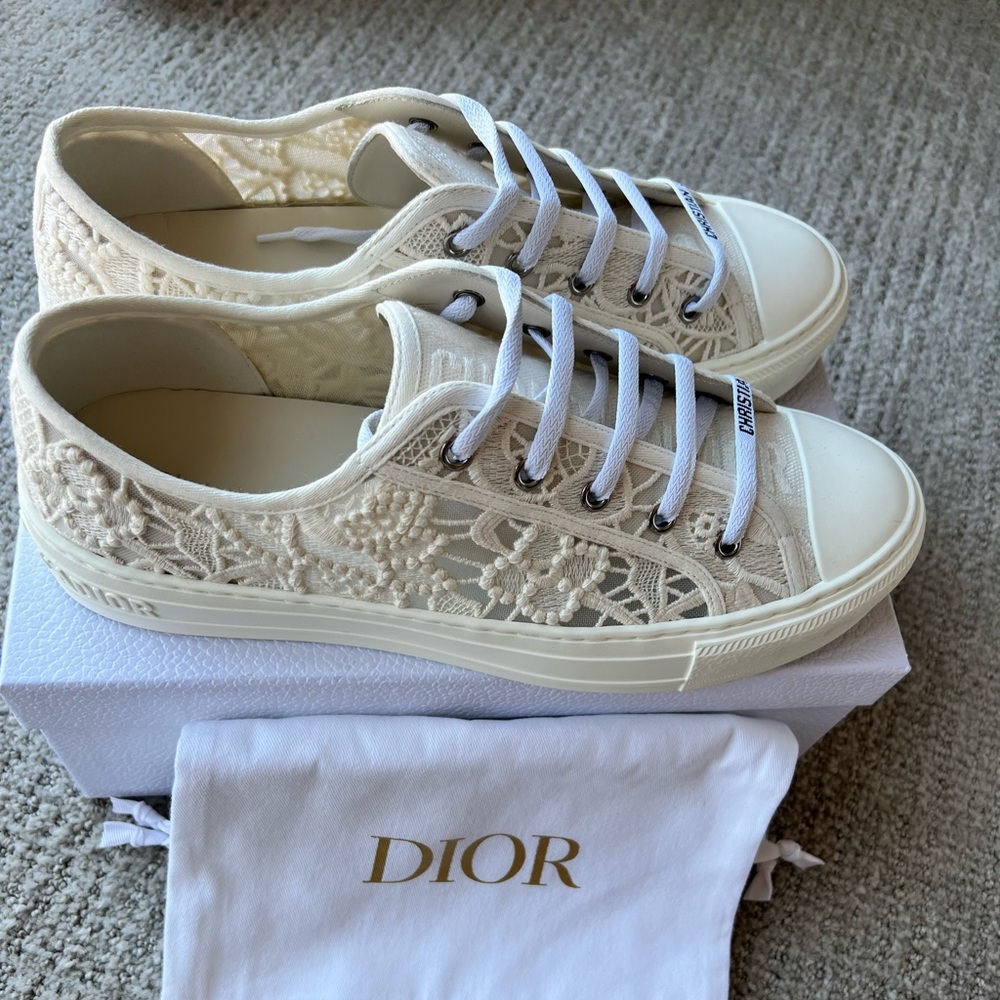 Walk’N’Dior Sneaker White Macramé Embroidered Cotton. Size 42.